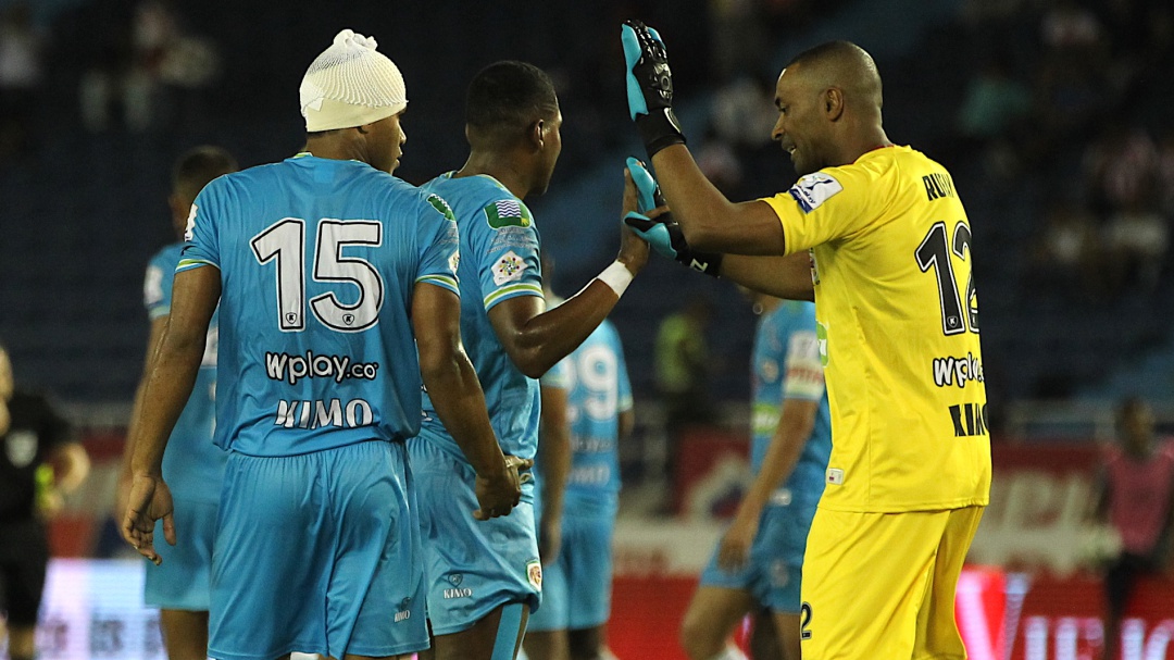 Jaguares suspende los contratos de 13 jugadores del equipo