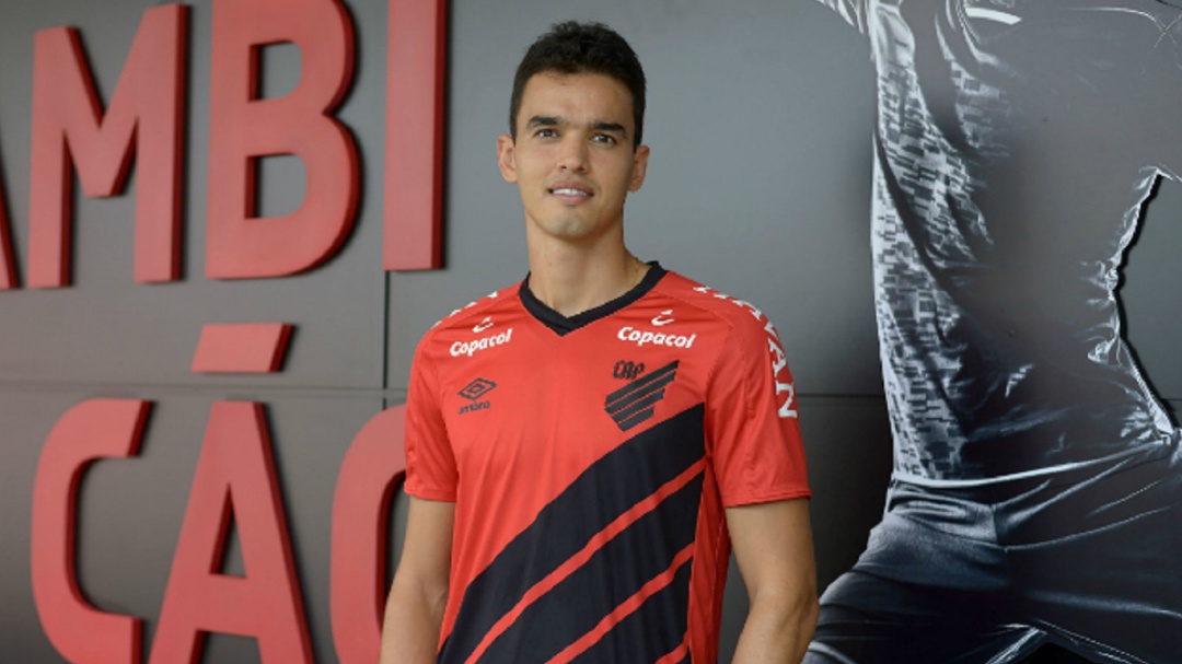 "En Brasil no se han tomado tan serio el COVID-19": Felipe Aguilar