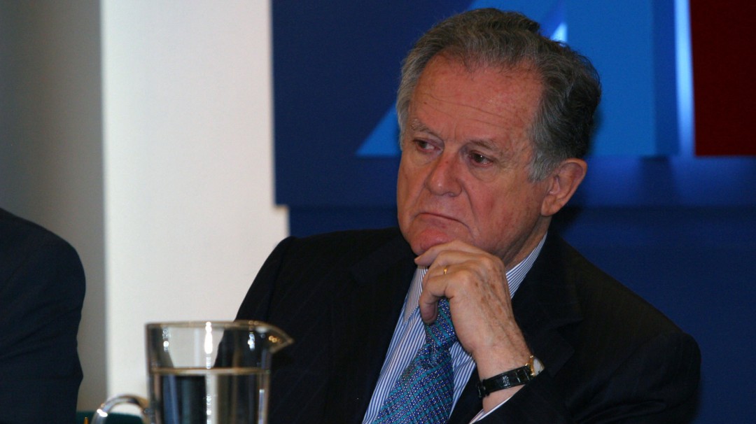 "Todas las crisis pasan, el país queda": Luis Carlos Sarmiento