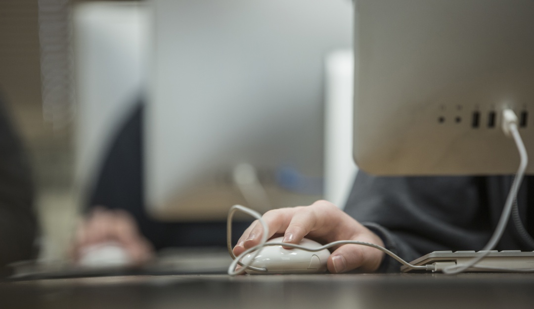 Competencias digitales en los colegios públicos: Gobierno fortalecerá las competencias digitales en los colegios públicos