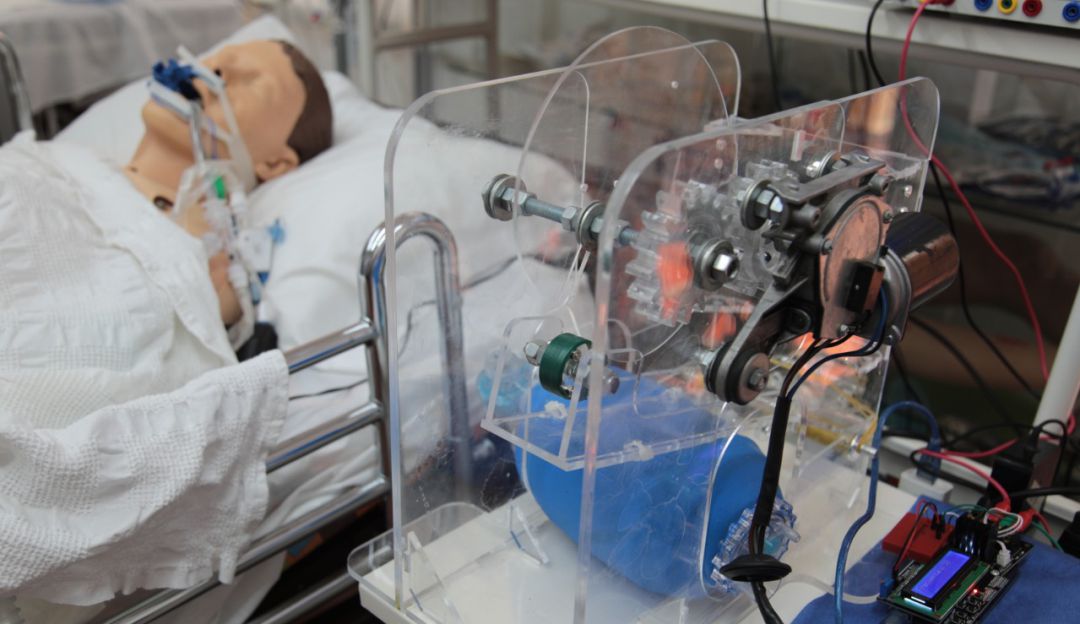 Salud respiradores Udes Santander ingenieros covid-19: Udes fabricó ventilador mecánico para afrontar crisis por coronavirus