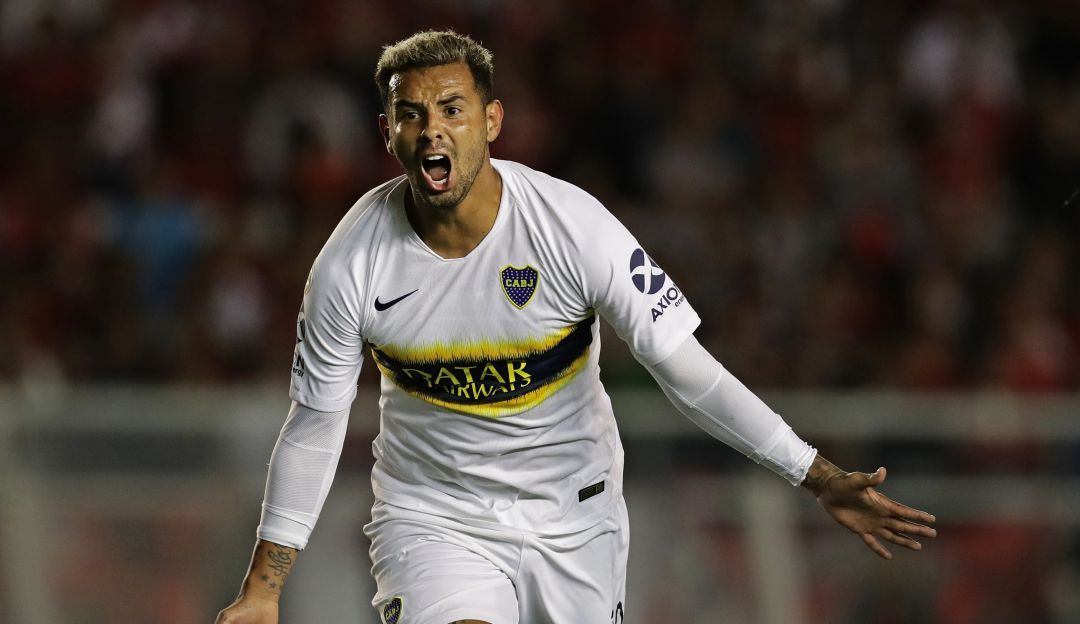 Cardona vistiendo la camiseta de Boca Juniors en el 2018.