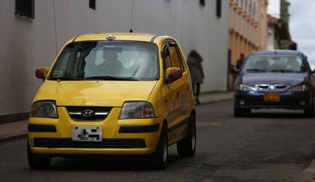 Taxistas en Pereira necesitan lavaderos para asear sus vehículos: Taxistas de Pereira piden un lugar donde poder desinfectar sus vehículos