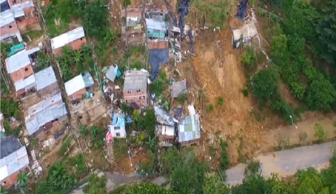 BUCARAMANGA, SANTANDER, FLORIDABLANCA: 24 familias damnificadas en Asomiflor