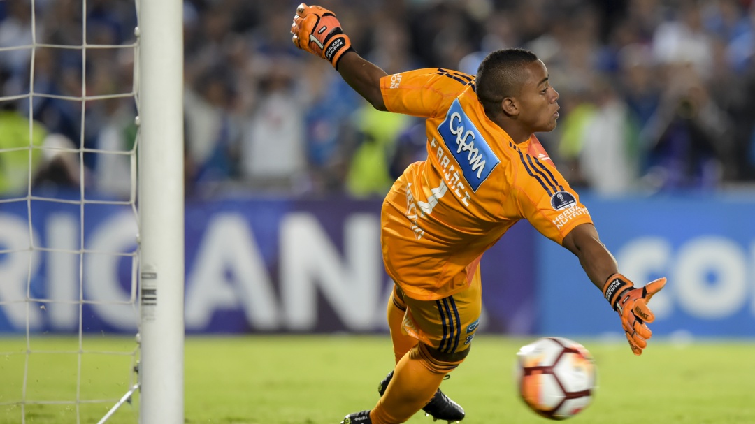 Conmebol destaca a Faríñez como el portero más atajador de la Sudamericana