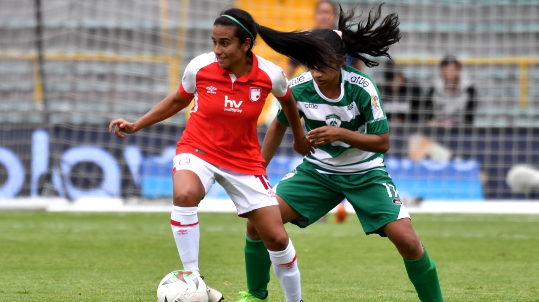 "Todo se entendió mal, seguimos con contrato en Santa Fe": Gabriela Huertas