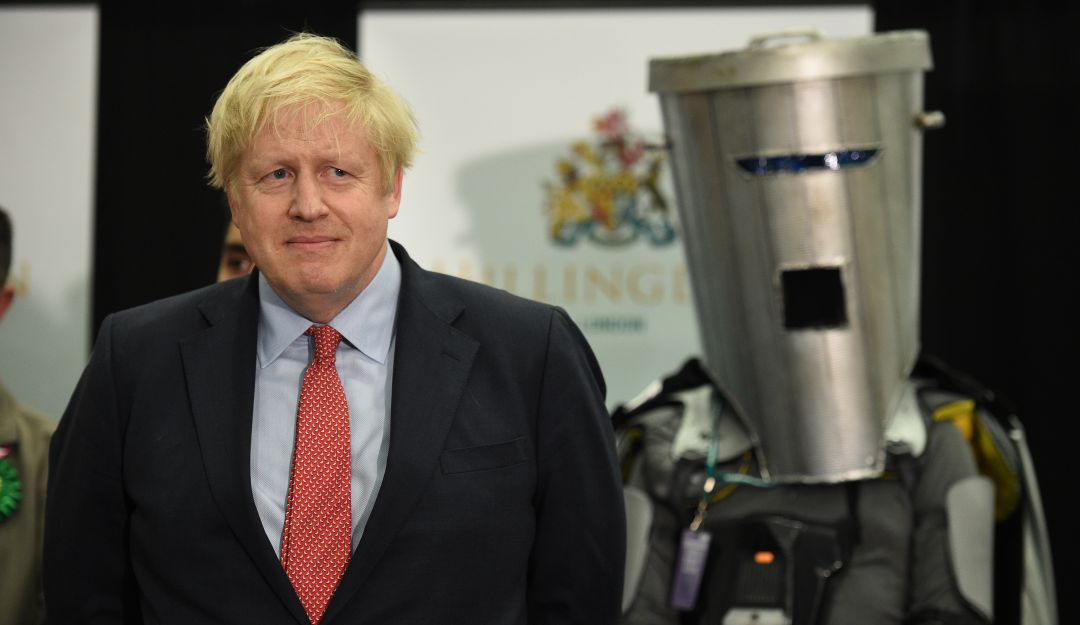 Boris Johnson coronavirus cuidados intensivos: Boris Johnson, "estable" y con "buen ánimo" en cuidados intensivos