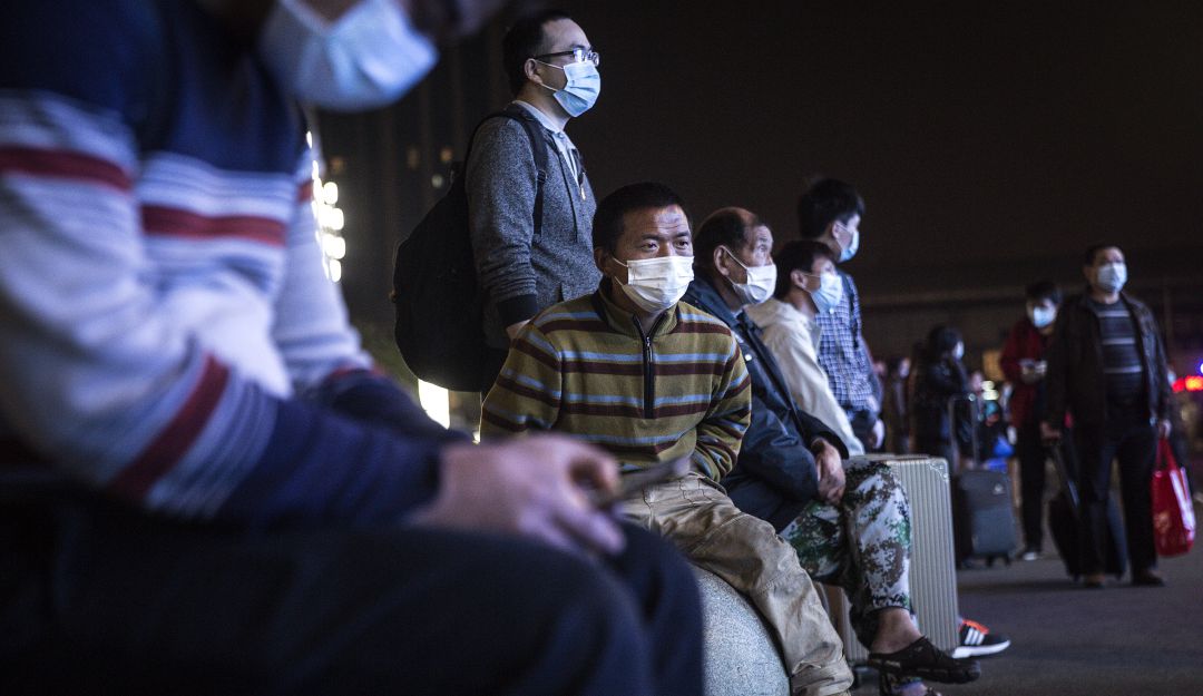 Wuhan, China: Miles de personas abandonan Wuhan tras fin de confinamiento