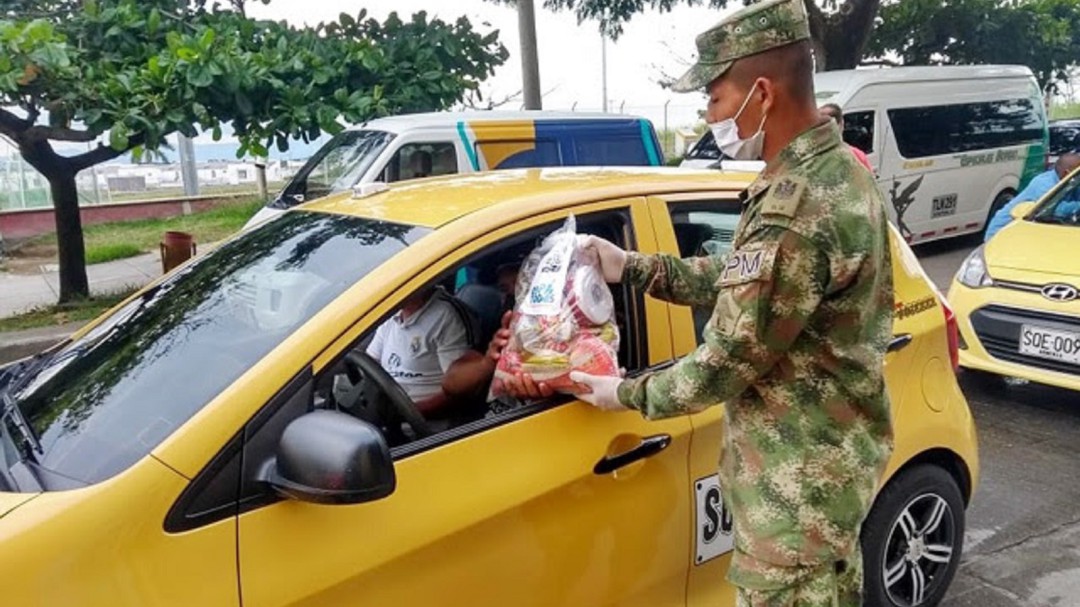 En Armenia, 2.153 taxistas recibieron ayudas humanitarias