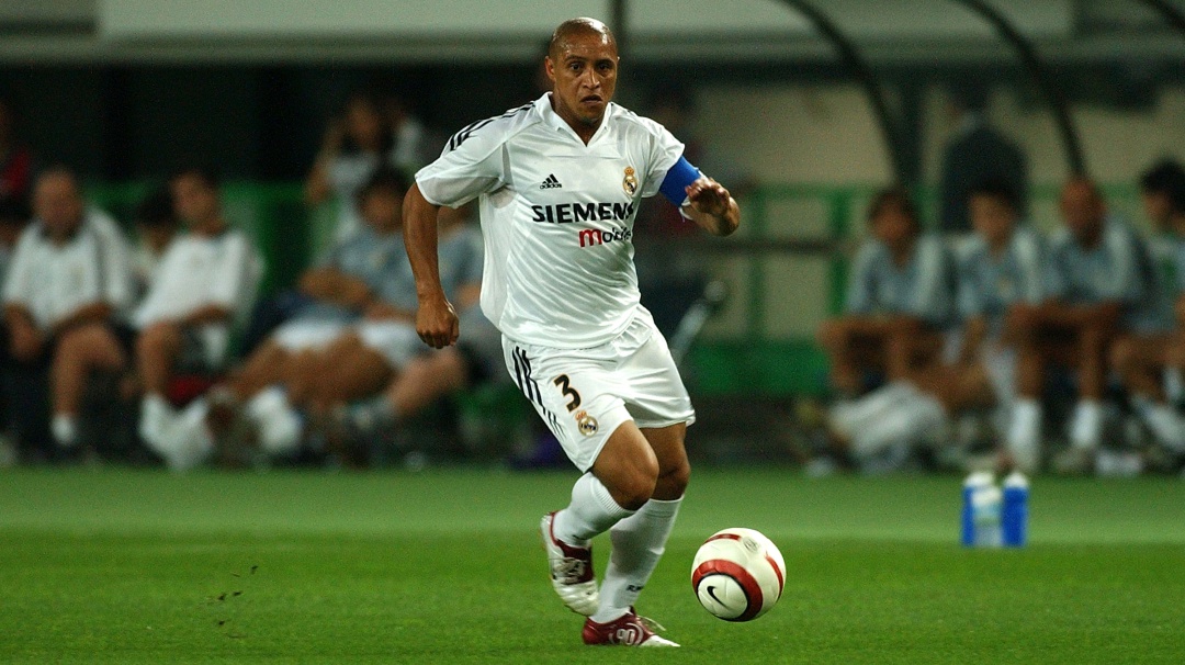 ¡Golazos! Roberto Carlos cumple 47 años y así lo recuerda la UEFA