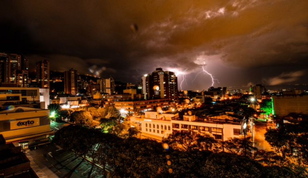Bucaramanga Tempestad Fotografía Mauricio Olaya: La impactante fotografía de la tempestad del viernes santo