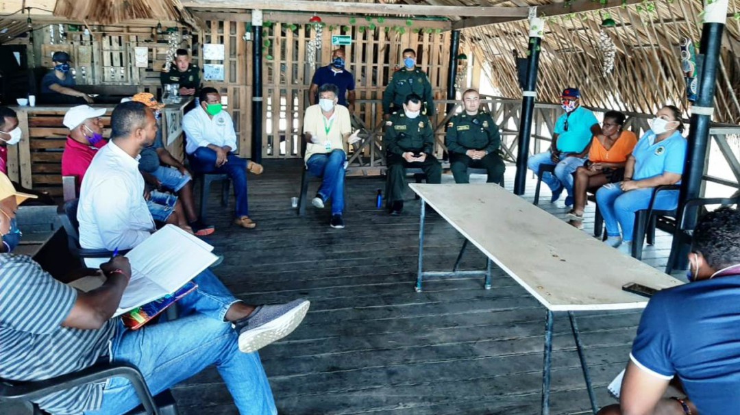 Acuerdos entre comunidad de La Boquilla y Policía para cumplir cuarentena