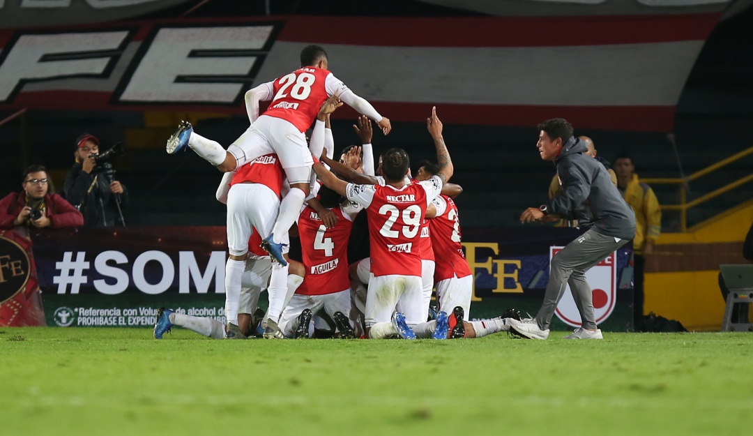 Santa Fe Acolfutpro al día empleados: Santa Fe, al día y denuncia mala intención de miembro de Acolfutpro