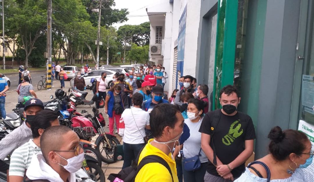 Farmacias que no cumplen por entrega de medicamentos: Con lentitud y mal servicio a domicilio farmacias exponen a pacientes