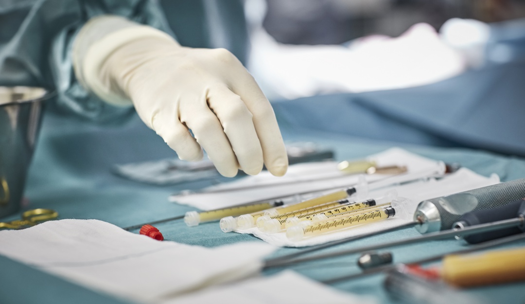 Dispositivos médicos Covid-19: Flexibilizan contratación para traer dispositivos médicos del exterior