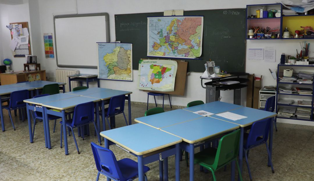 Clases digitales por coronavirus: España aprueba año escolar a estudiantes de primaria y secundaria