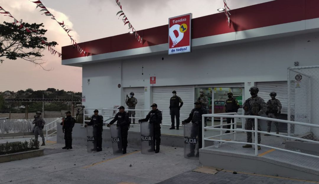 Desmanes en supermercado de Sincelejo: Desmanes en Sincelejo por poco terminan en saqueo