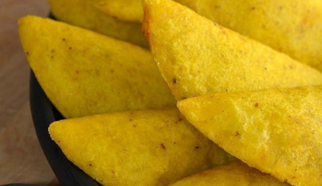 Bucaramanga solidaridad futbolistas ayudas pobres empanadas vallunas: Compraron más de un millón en empanadas