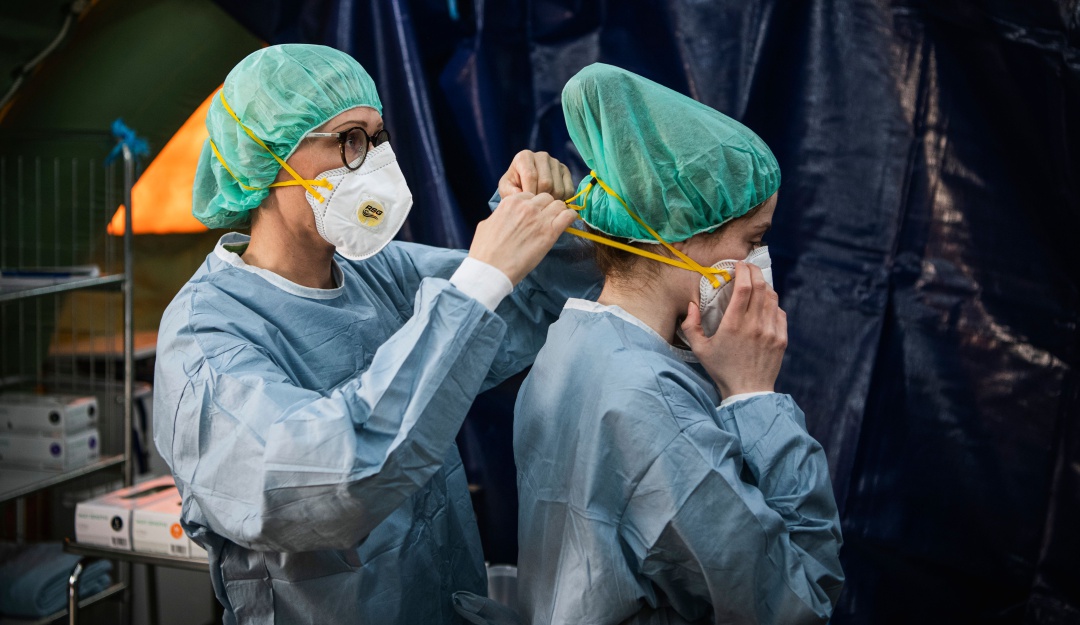 Renuncia médicos Colombia: Por falta de protección, personal de la salud ha pensado en renunciar
