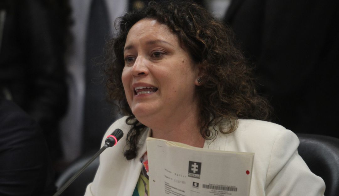 Angélica Lozano responde a Petro sobre "cuota política" en la Alcaldía
