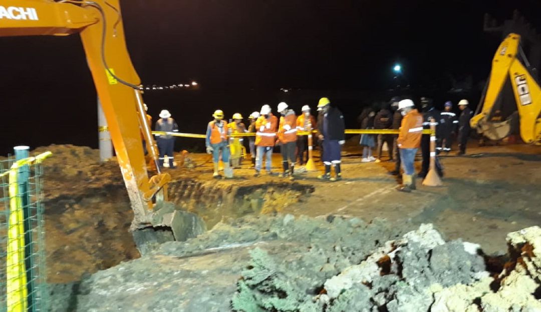 Noticias Bogotá: Ya volvió el servicio de agua en Chia: Restablecen el agua en Chia tras problemas con el tubo matriz