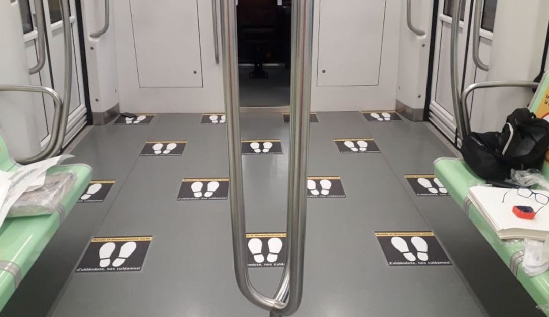 ¿Cómo funcionará el Metro de Medellín desde el lunes 27 abril?: Señalizan el espacio de los usuarios en el Metro de Medellín
