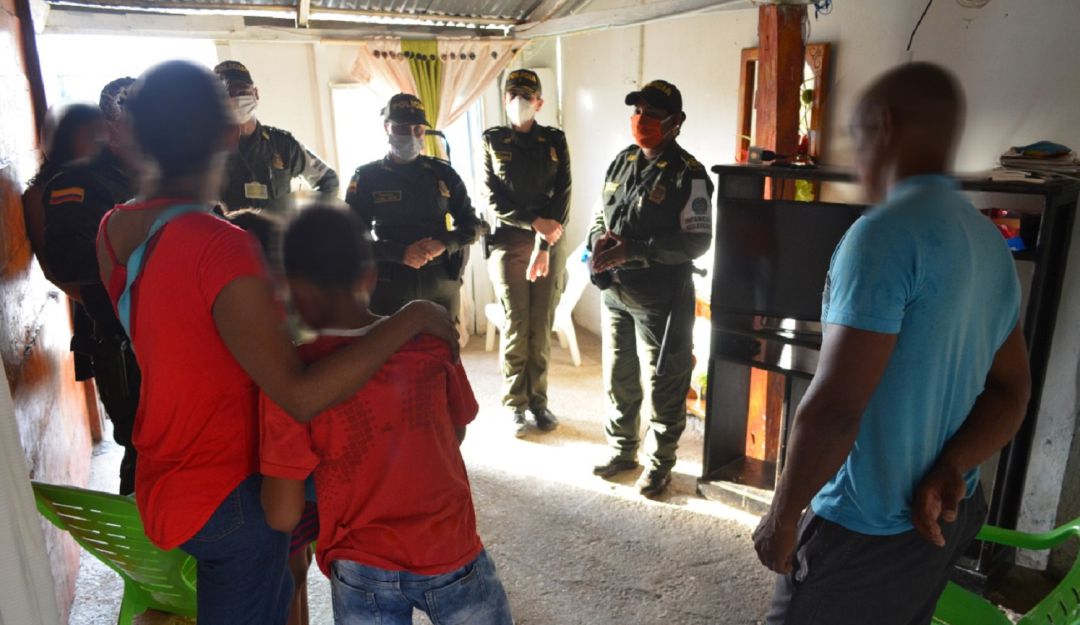 Violencia en Cartagena: En Cartagena, adolescente atacó con puños y patadas a su hermana de 5 años