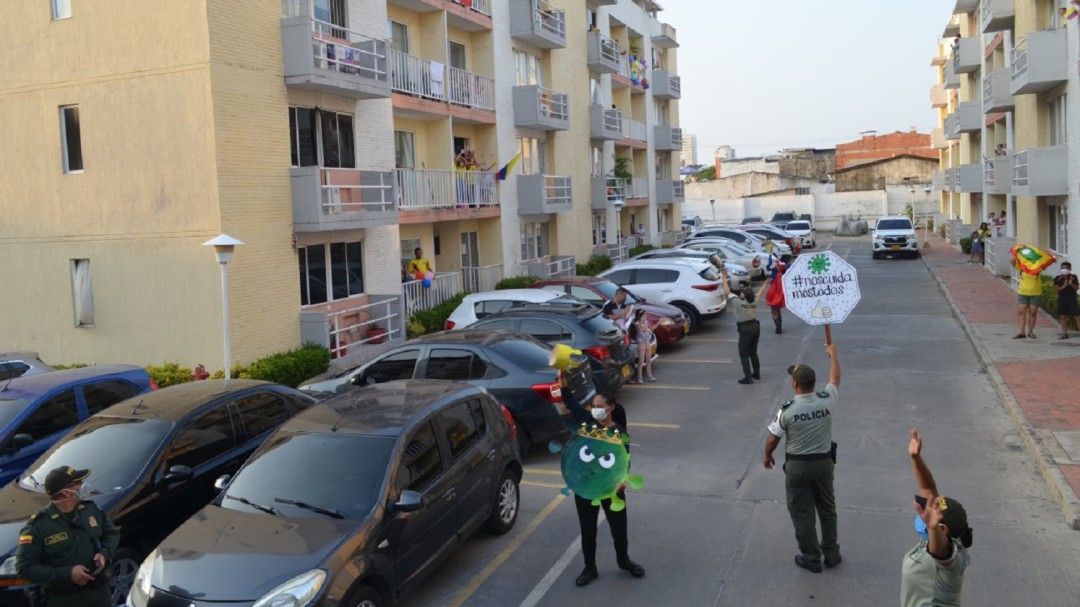 Niños de Cartagena beneficiados con jornadas recreativas de la Policía