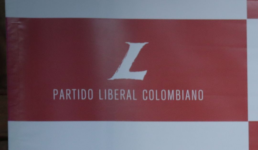 COVID-19 ayuda a familias: Liberales piden usar plata de convención para ayudar familias en cuarentena