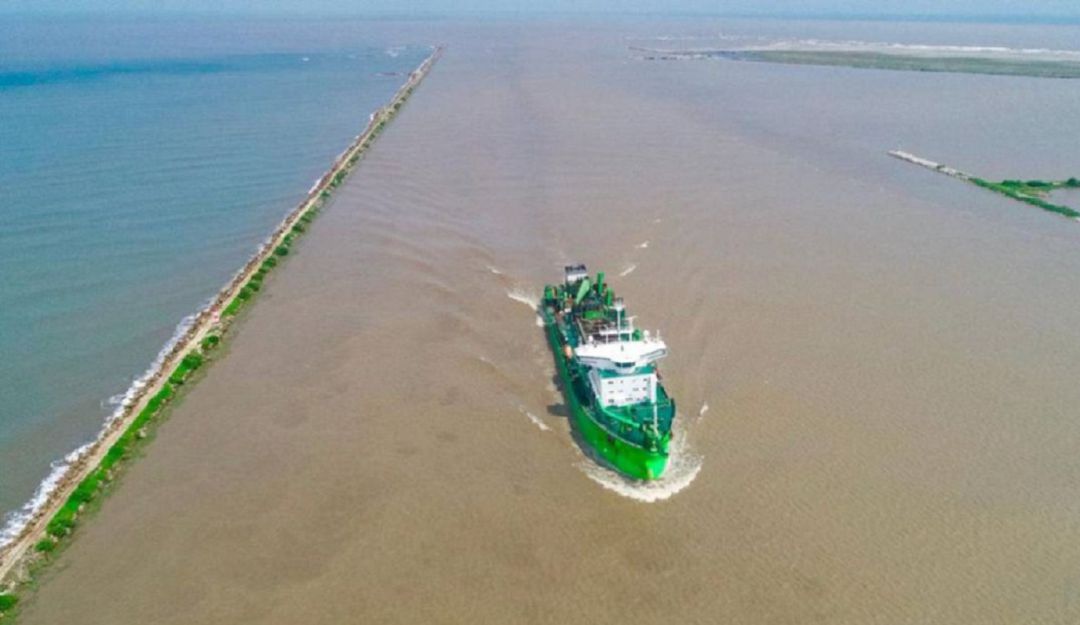 Dragado en Barranquilla: Buque con 33 mil toneladas de trigo sería desviado por bajo calado