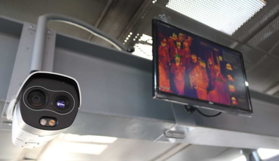 Cámara térmica coronavirus: Cámara térmica en Transmilenio para detectar casos de Covid-19