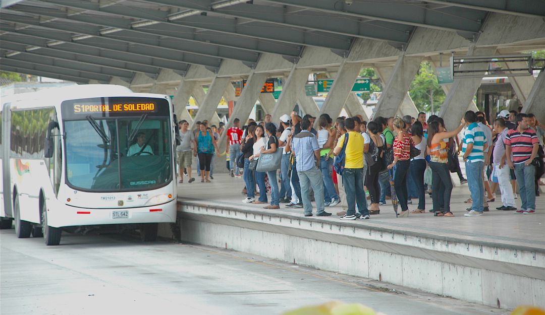 Suspenden Transmetro: Transmetro suspende operación hasta nueva orden