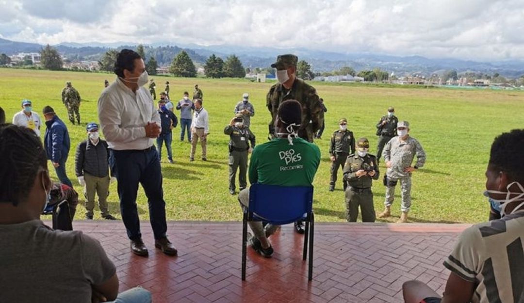 En el Cauca, otros siete integrantes del ELN se desmovilizaron en el Cañón: En el Cauca, otros siete integrantes del ELN se desmovilizaron en el Cañón