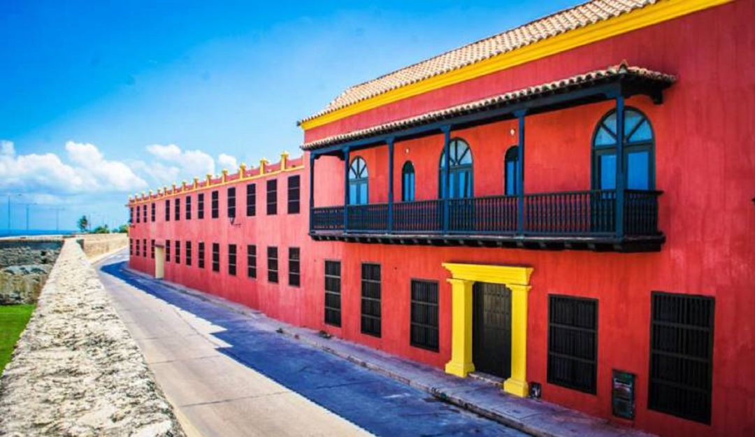 Colegio Mayor de Bolívar Cartagena: Estudiantes del Mayor de Bolívar piden financiación en pago de matrículas