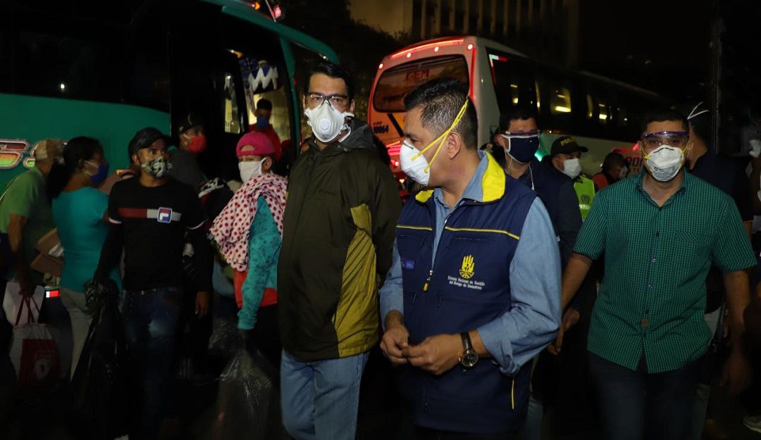 Corredor humanitario: 486 venezolanos partieron esta madrugada desde Cali en corredor humanitario