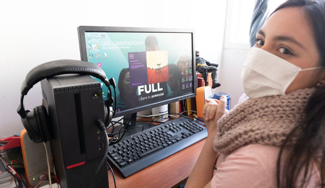 Educación en Cartagena: Fundación Universitaria Los Libertadores entrega computadores e internet