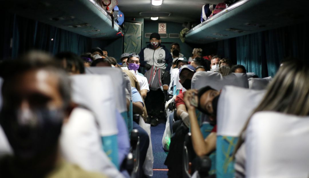 Venezolanos, Medellín, retorno: Unos 3 mil venezolanos en Medellín listos para regresar a su país