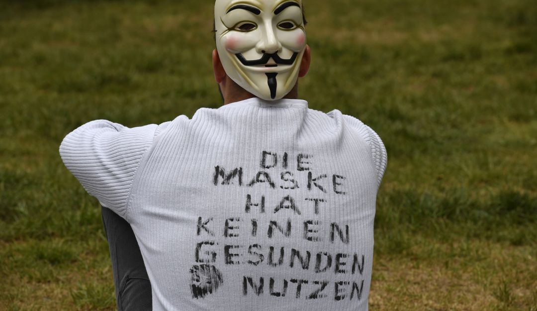 Coronavirus: Extremistas se manifiestan por aislamiento en Alemania: Preocupación en Alemania por las manifestaciones contra el confinamiento