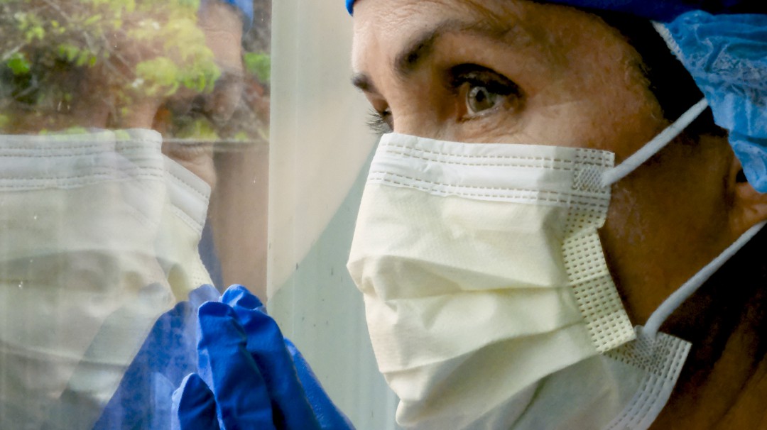 La angustia de una médica con COVID-19 porque su ARL no responde