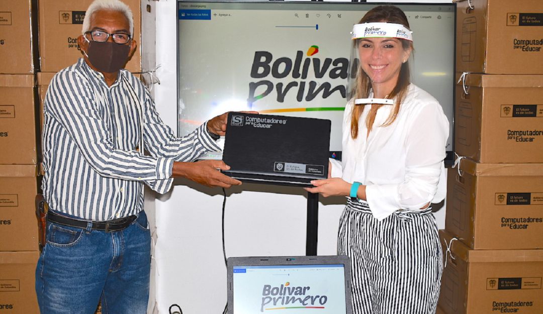 Computadores en Bolívar: Instituciones educativas reciben computadores en Tiquisio, Bolívar