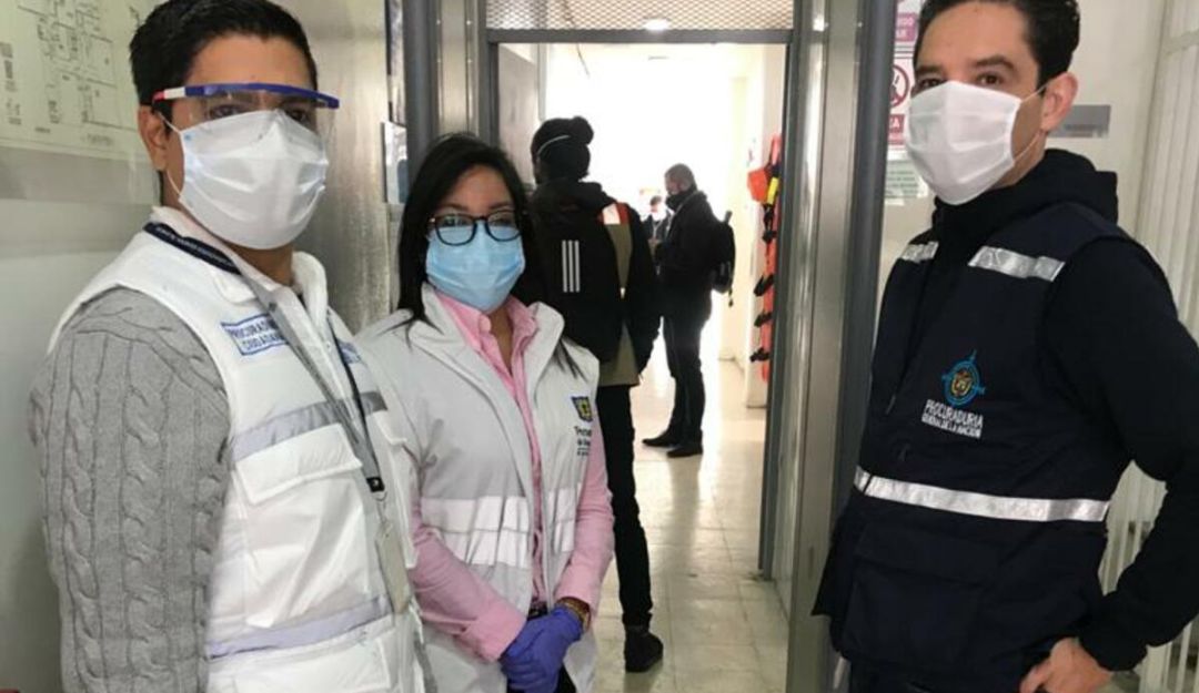 Noticias Bogotá: Trasladan primeros reclusos para descongestionar Uris: Toman medidas para disminuir hacinamiento en las URI de Bogotá