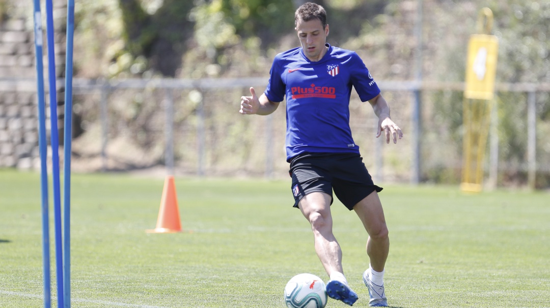 La Roma pone los ojos en Santiago Arias