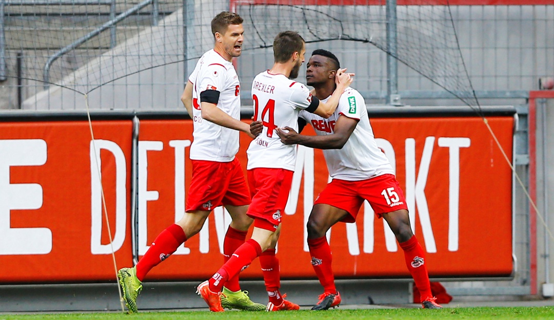 Jhon Córdoba gol Colonia Bundesliga: Figura: Córdoba rescató un empate para el Colonia en tiempo de descuento