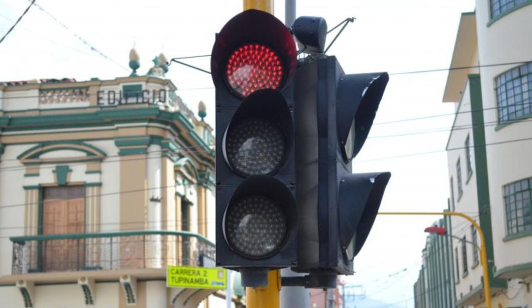 Cuanto cuesta un semáforo: Más de $300 millones serán invertidos en la red semafórica de Ibagué
