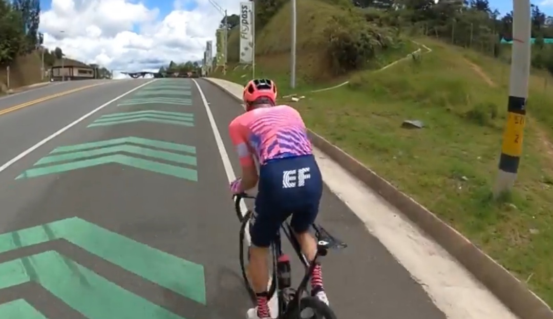 Rigoberto Urán entrenamientos carretera: Rigoberto Urán regresó a los entrenamientos en la carretera