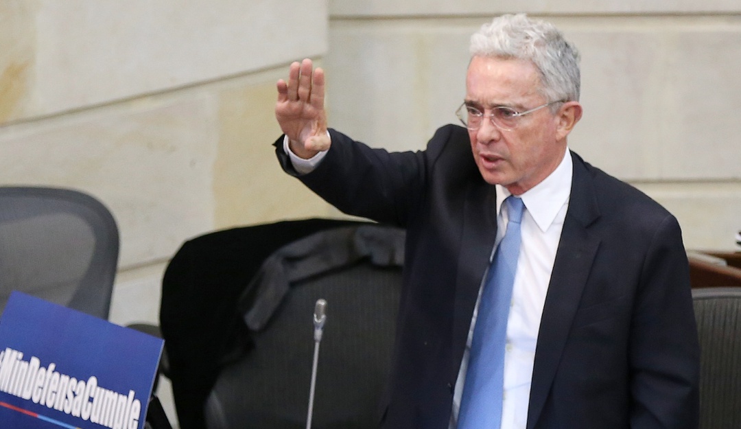 Álvaro Uribe televisión entrenamietos fútbol colombiano: Álvaro Uribe propone transmitir entrenamientos de los equipos del FPC