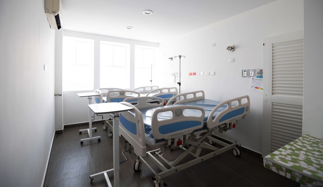 Hospital Universitario del Caribe: El Hospital Universitario del Caribe en dos meses pasó de 10 a 63 UCI