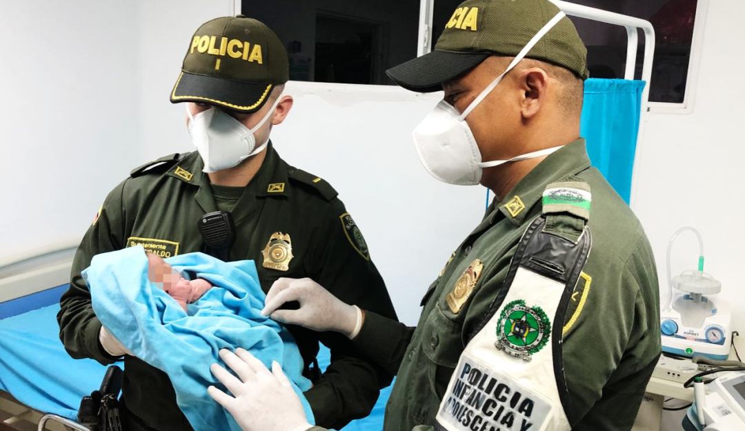 Bebé rescatada Barranquilla: Rescatada bebé que fue abandonada con mensaje pidiendo una mejor vida