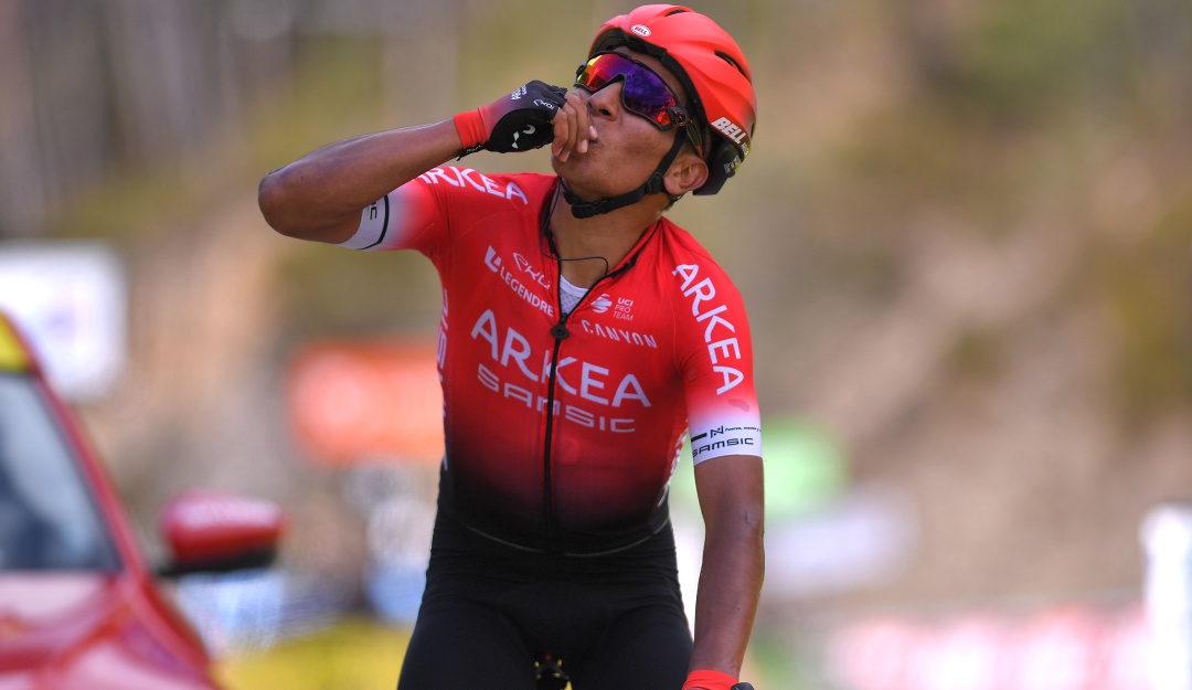 Nairo Quintana alimentos familias Boyacá: Nairo Quintana dona alimentos a las familias más afectadas de Boyacá