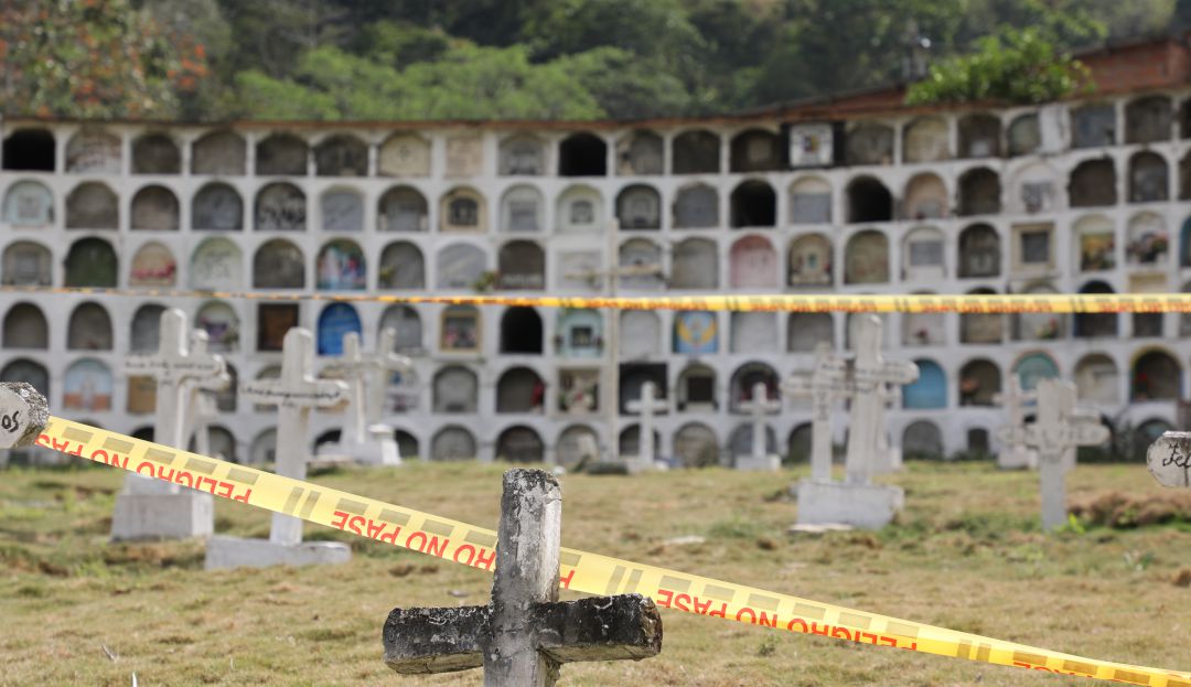 COVID-19 en cementerios de Sucre: JEP pide a autoridades de Sucre censo de cuerpos en dos cementerios